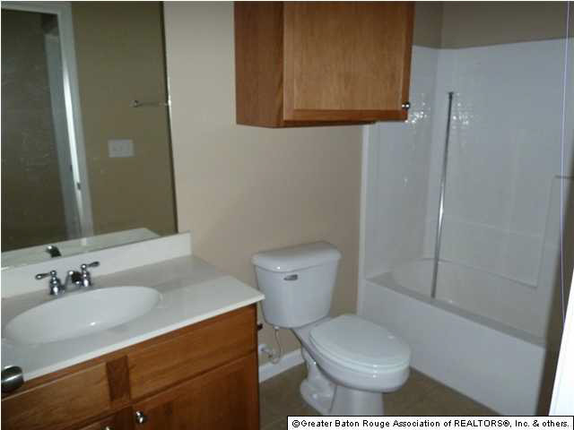 17605 Jefferson Highway, Unit D2 Baton Rouge, LA 70817 - Photo 7 of 9