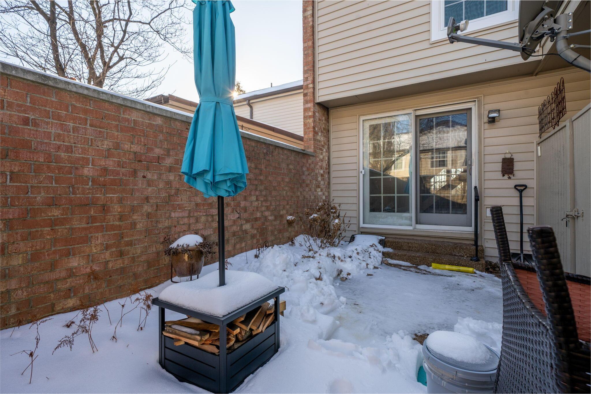 5123 Ranstead Court Columbus, OH 43220 - Photo 45 of 48 Too bad it's winter - just think about how great you're going to make this patio!