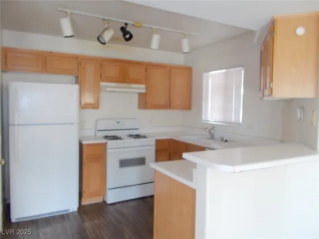 $1,295 | 4555 East Sahara Avenue, Unit 284, Las Vegas, NV 89104