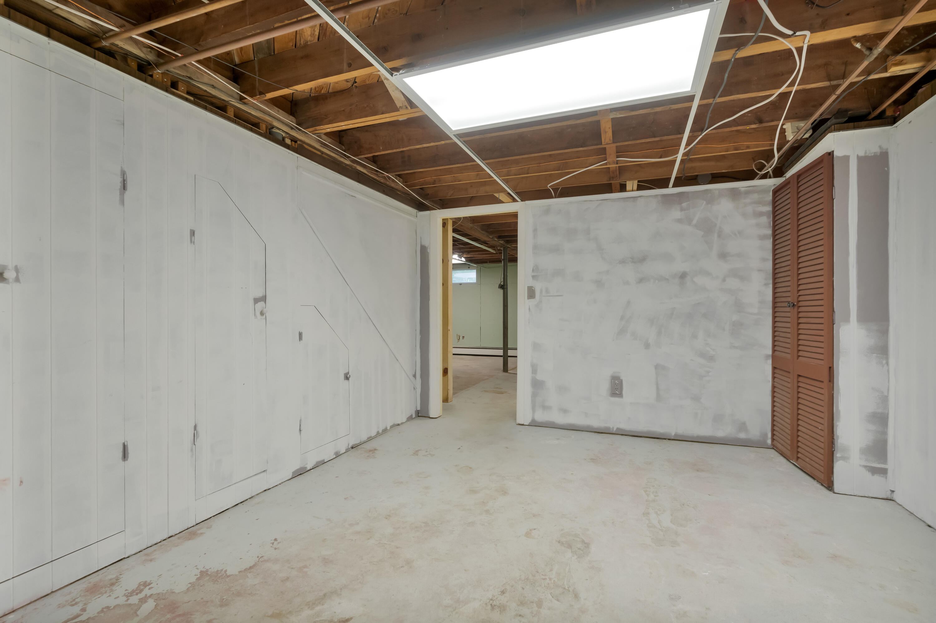 255 Park Road Westbrook, ME 04092 - Photo 32 of 39 _DSC2150