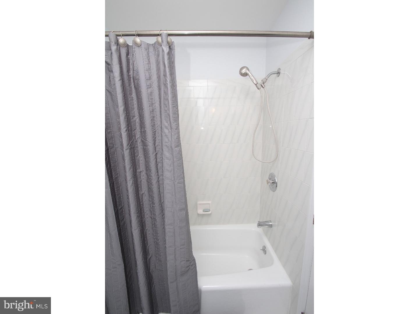 2578 High Road Huntingdon Valley, PA 19006 - Photo 16 of 25 Bathroom