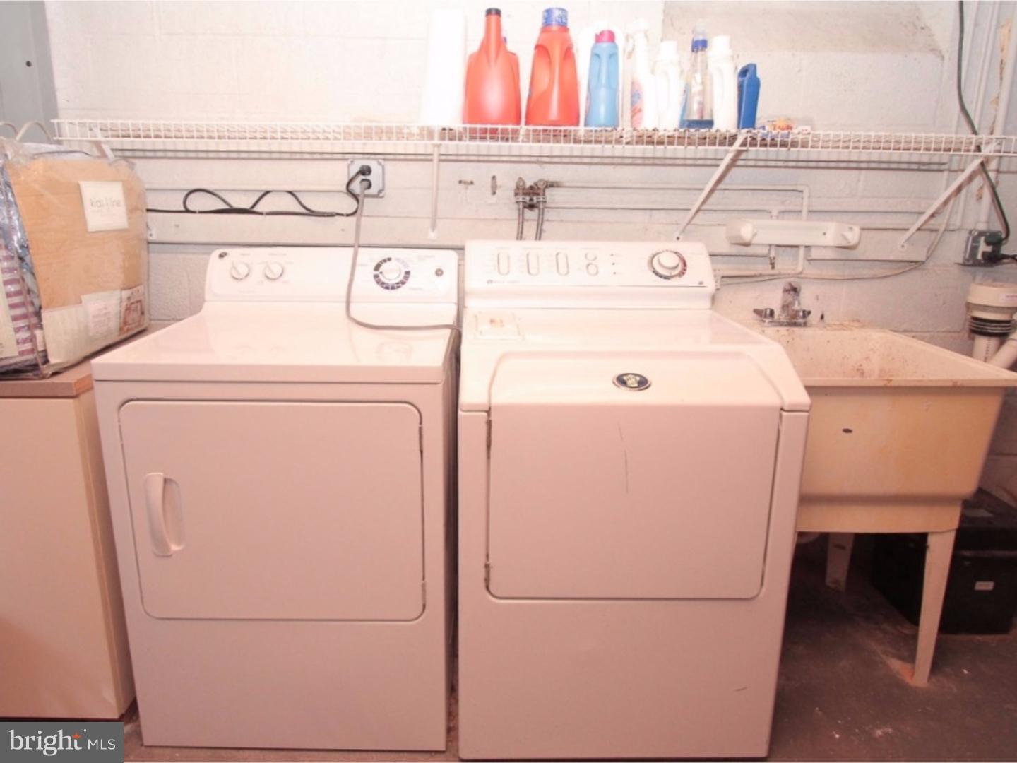 2578 High Road Huntingdon Valley, PA 19006 - Photo 24 of 25 Laundry Room
