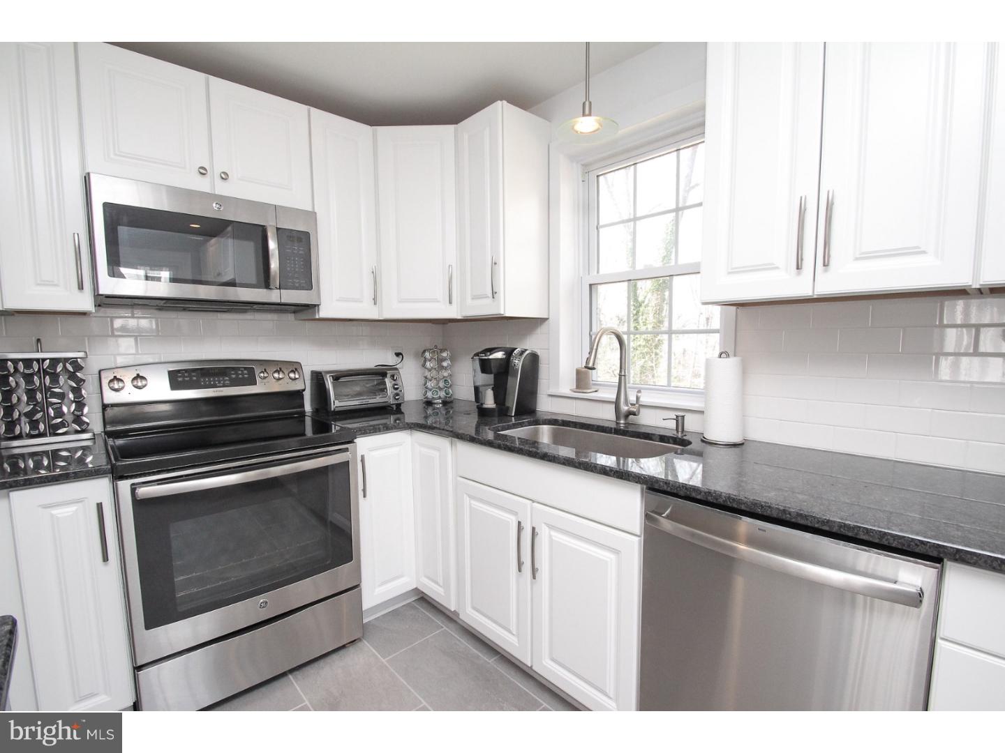 2578 High Road Huntingdon Valley, PA 19006 - Photo 8 of 25