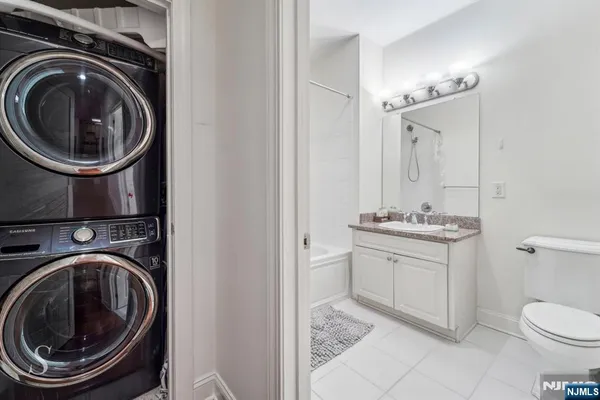 $4,500 | 20 Ave At Port Imperial, Unit 113, West New York, NJ 07093