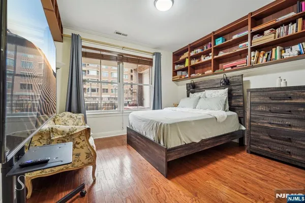 $4,500 | 20 Ave At Port Imperial, Unit 113, West New York, NJ 07093