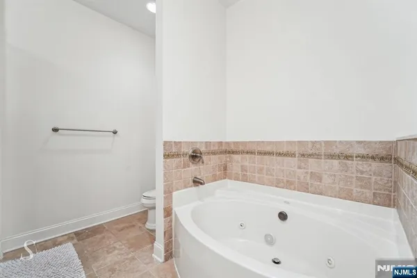 $4,500 | 20 Ave At Port Imperial, Unit 113, West New York, NJ 07093