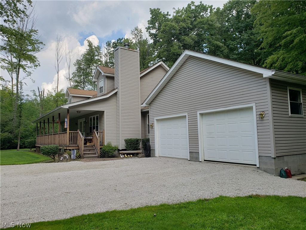 16900 Burrows Road Thompson, OH 44086 - Photo 3 of 35