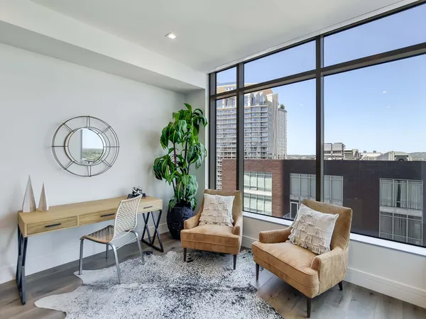 $4,200 | 501 West Avenue, Unit 2002, Austin, TX 78701