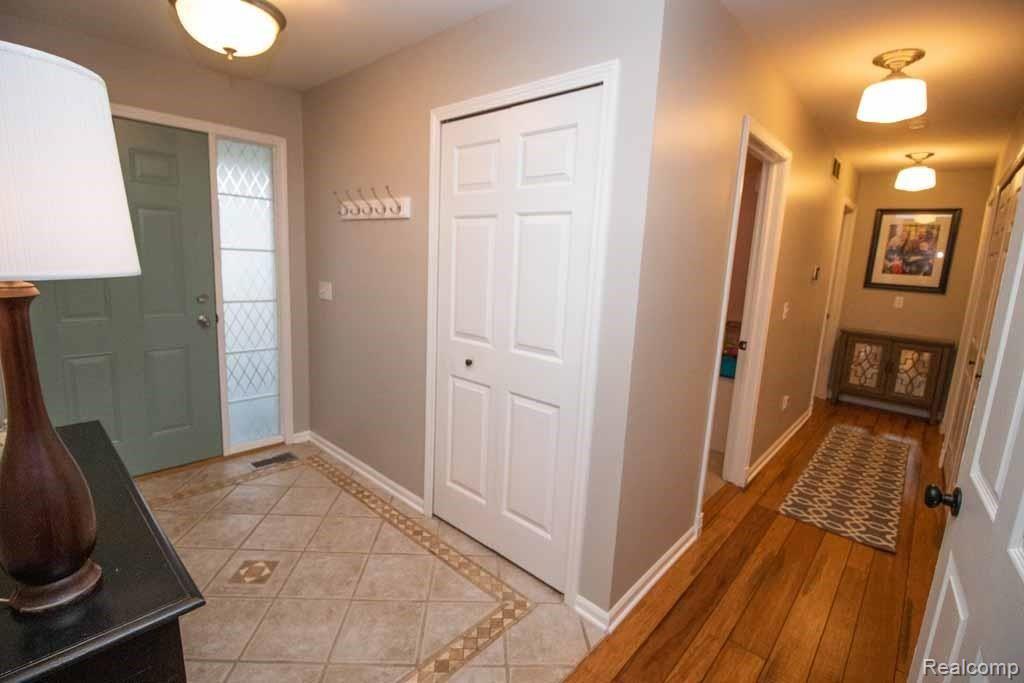 740 Brower Road Fowlerville, MI 48836 - Photo 5 of 49