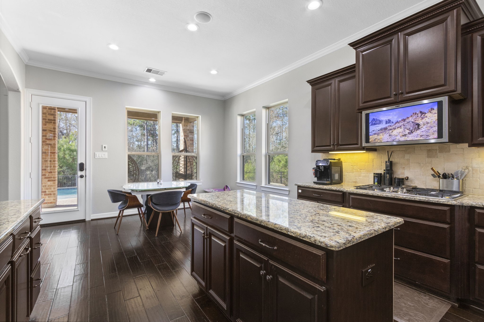 23211 Belted Kingfisher Trail Spring, TX 77389 - Photo 18 of 47 Lots of storage available in this kitchen!