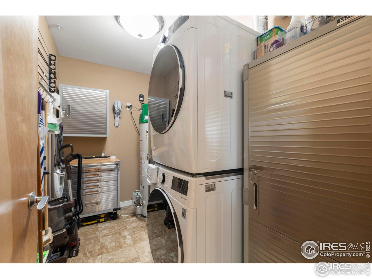 204 Maple Street, Unit 401 Fort Collins, CO 80521 - Photo 31 of 50