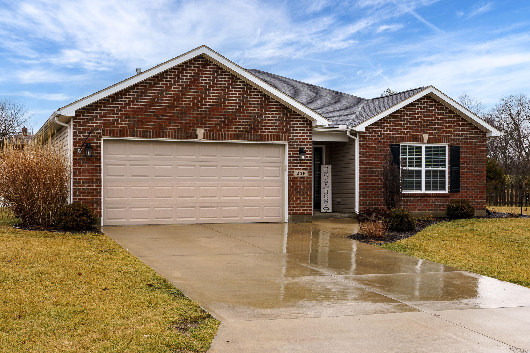 236 Saddlebrook Springfield, OH 45502 - Photo 3 of 37 Gallery Image 3