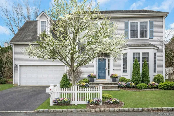 $1,200,000 | 33 Valimar Boulevard, White Plains, NY 10603