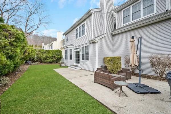 $1,200,000 | 33 Valimar Boulevard, White Plains, NY 10603