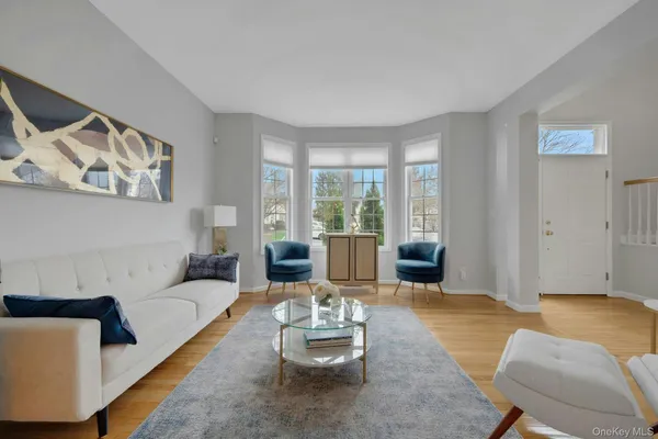 $1,200,000 | 33 Valimar Boulevard, White Plains, NY 10603