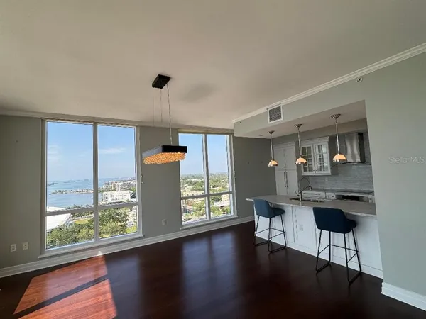 $7,500 | 331 Cleveland Street, Unit 1504, Clearwater, FL 33755