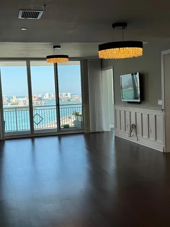 $7,500 | 331 Cleveland Street, Unit 1504, Clearwater, FL 33755