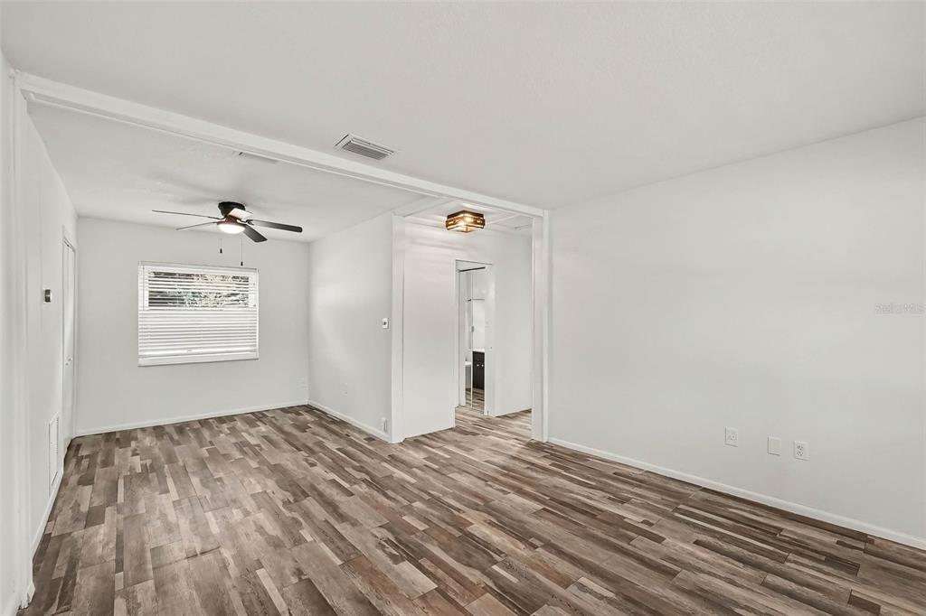 313 Miller Mac Road Apollo Beach, FL 33572 - Photo 5 of 27