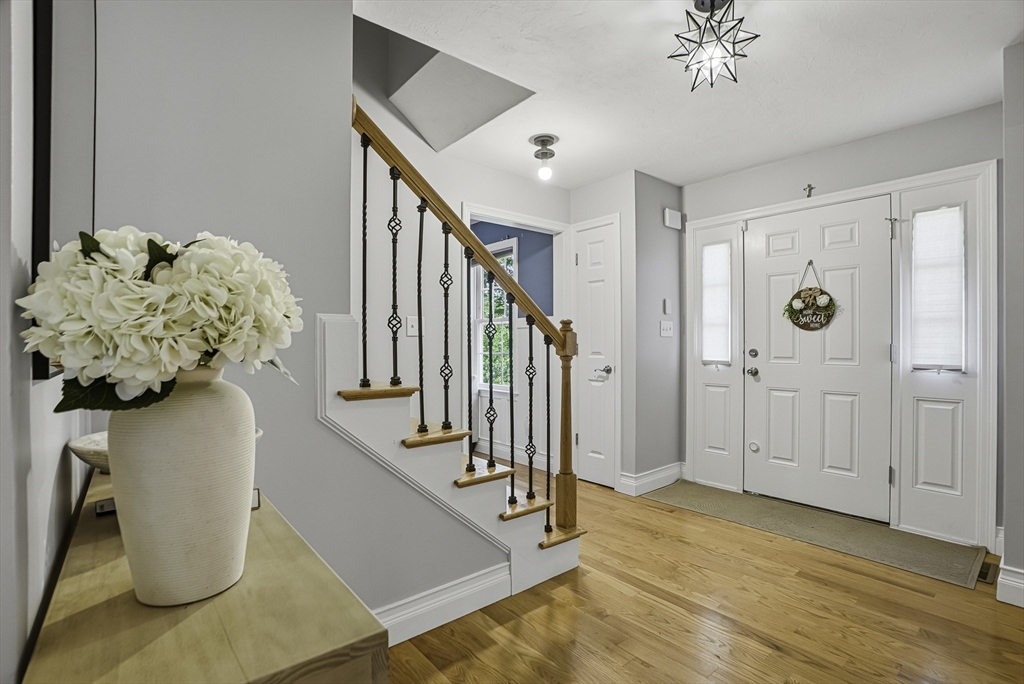 88 Northbridge Street Mendon, MA 01756 - Photo 12 of 41