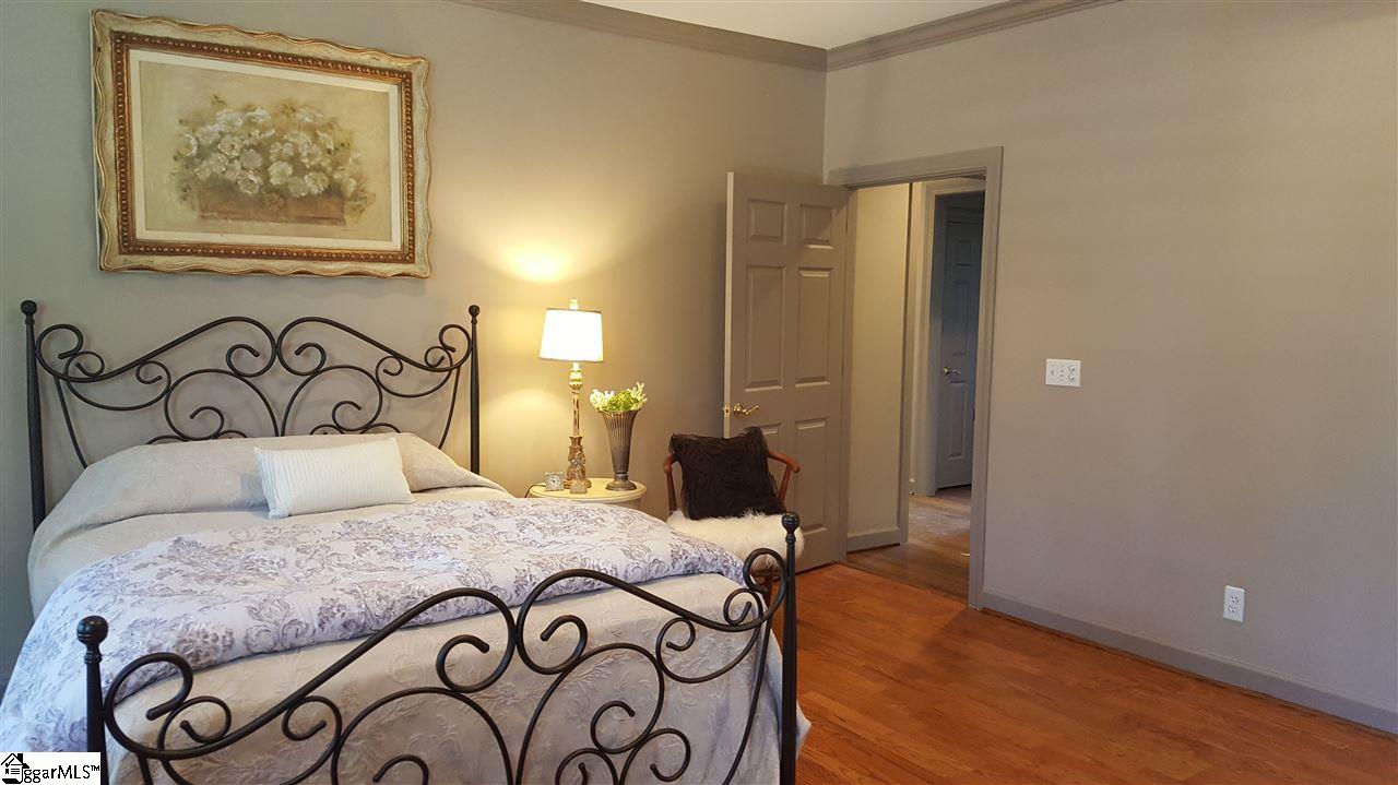 114 Alender Way Simpsonville, SC 29681 - Photo 13 of 30 Gallery Image 13