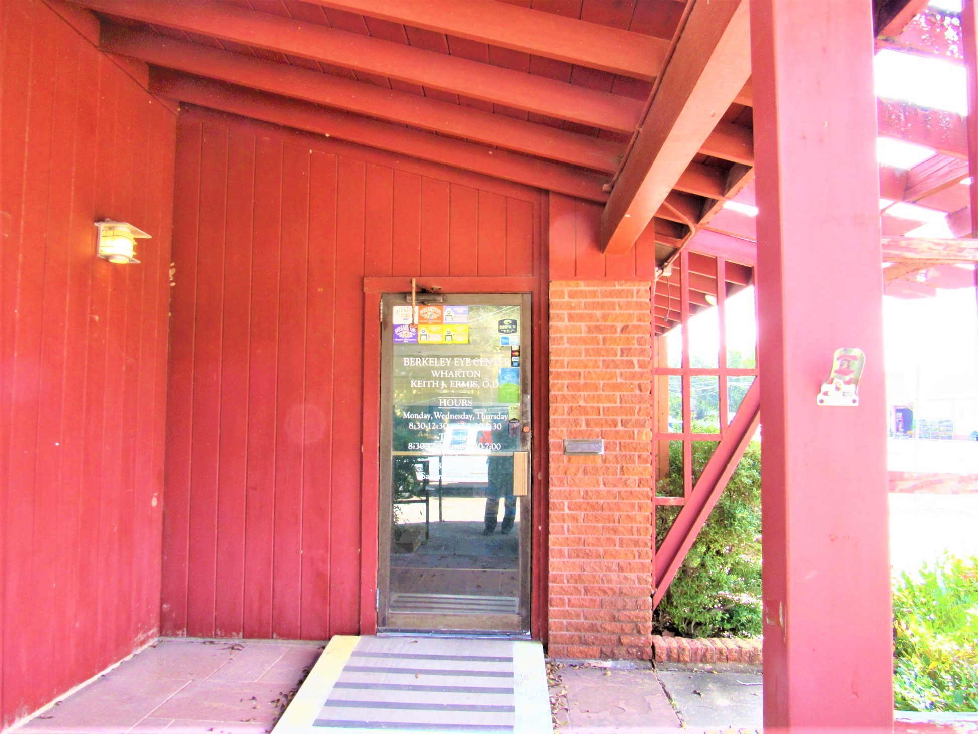 1116 North Fulton Street Wharton, TX 77488 - Photo 43 of 45 a view of an entryway