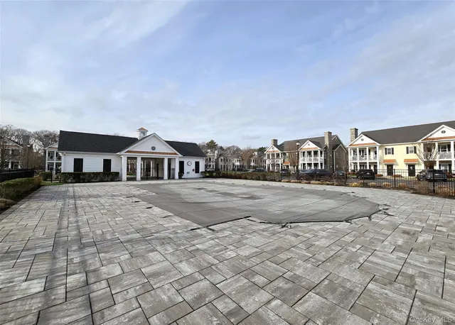 $740,000 | 20 Bayard Drive, Great River, NY 11730