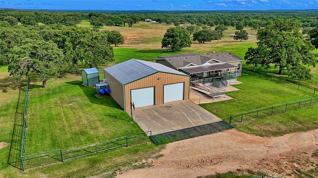 322 Liberty Chapel Road St. Jo, TX 76265 - Photo 4 of 40