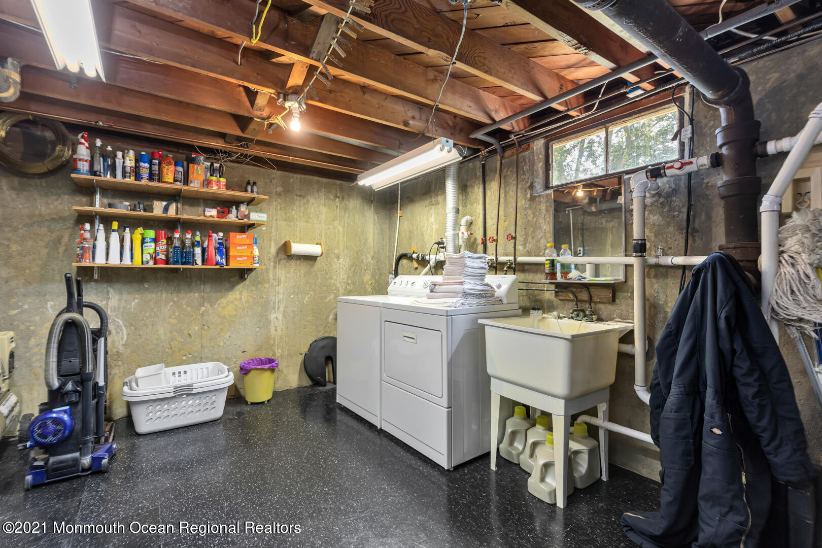 210 Middle Road Hazlet, NJ 07730 - Photo 25 of 30 a utility room with sink dryer and washer