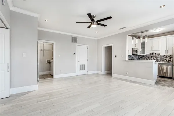 $1,950 | 4719 Junius Street, Unit 3, Dallas, TX 75246