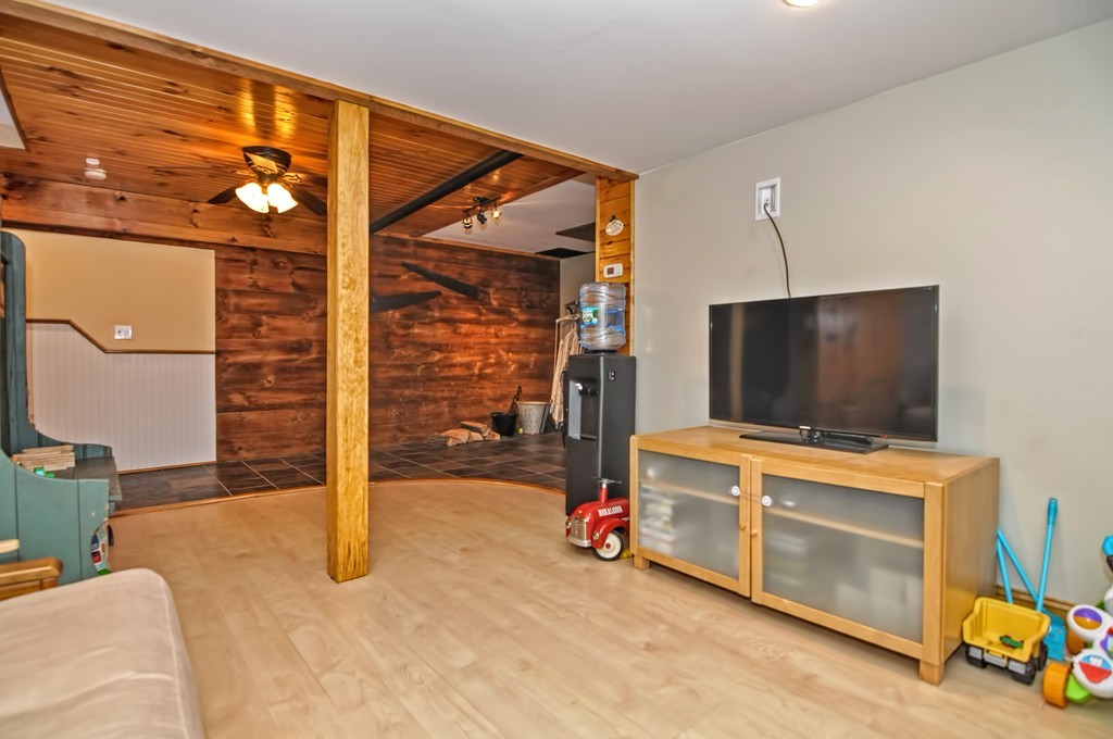 10 Hale Rd Extension Hubbardston, MA 01452 - Photo 22 of 29 Gallery Image 22