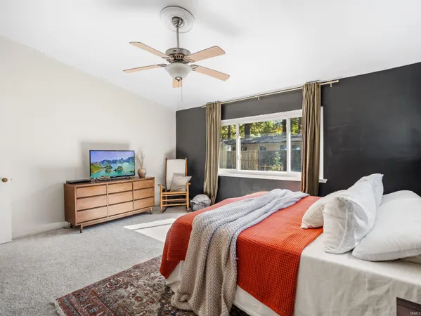 $1,800 | 2924 Santa Rosa Drive, Fort Wayne, IN 46805