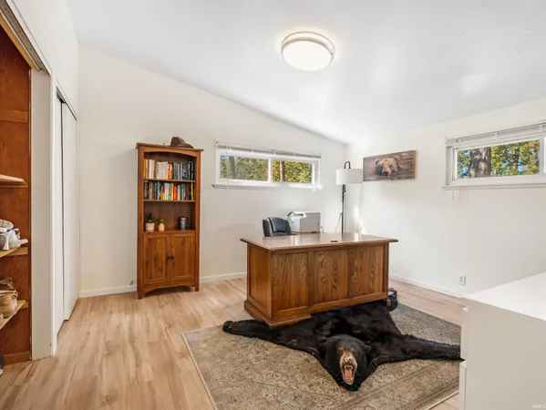 $1,800 | 2924 Santa Rosa Drive, Fort Wayne, IN 46805