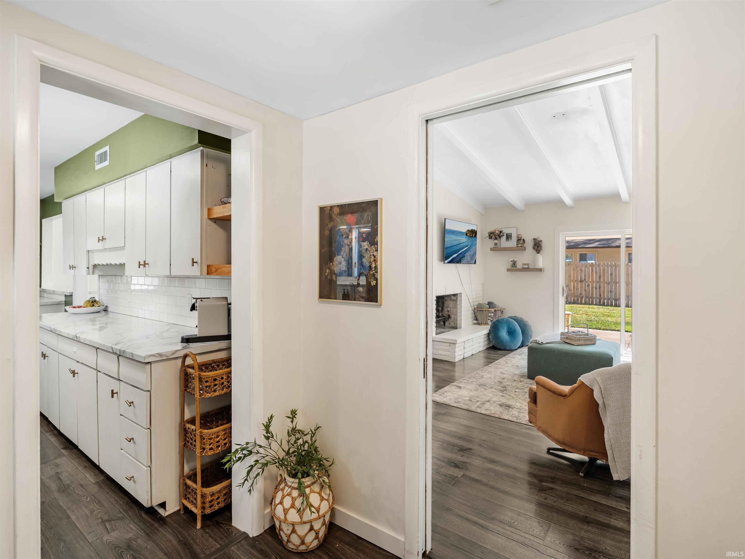 2924 Santa Rosa Drive Fort Wayne, IN 46805 - Photo 6 of 29