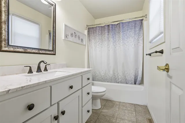 $239,000 | 1108 Henry Street, Normal, IL 61761