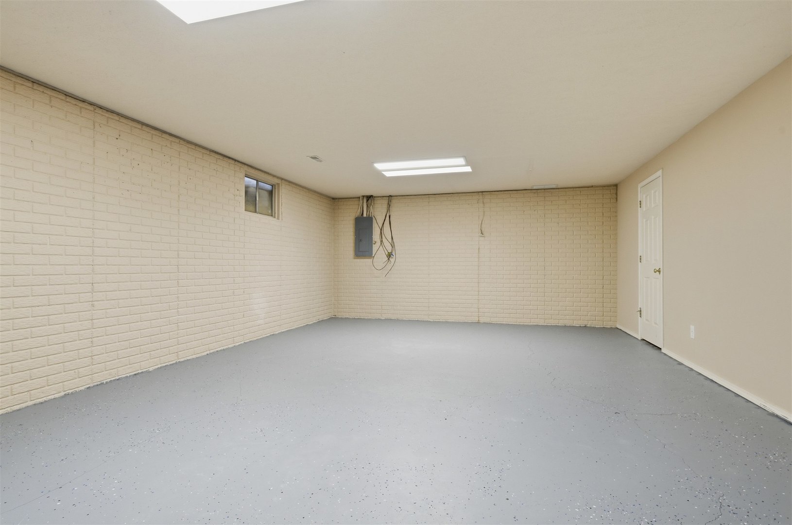 1108 Henry Street Normal, IL 61761 - Photo 19 of 24 Gallery Image 19