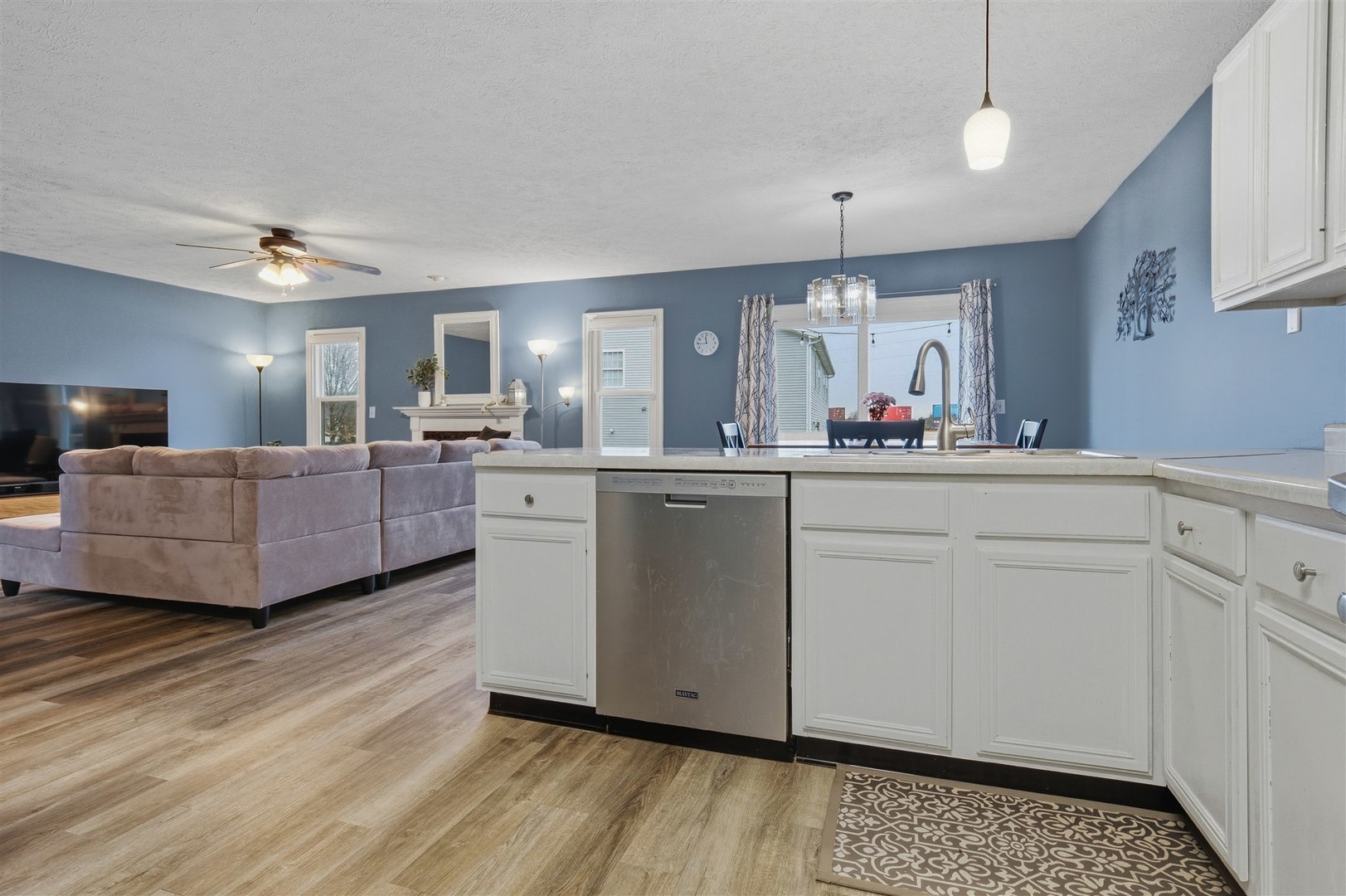 1108 Henry Street Normal, IL 61761 - Photo 7 of 24 Gallery Image 7