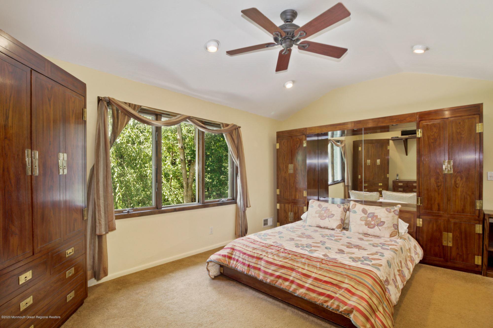 135 Valley Road River Edge, NJ 07661 - Photo 19 of 32 MASTER FROM DOOR