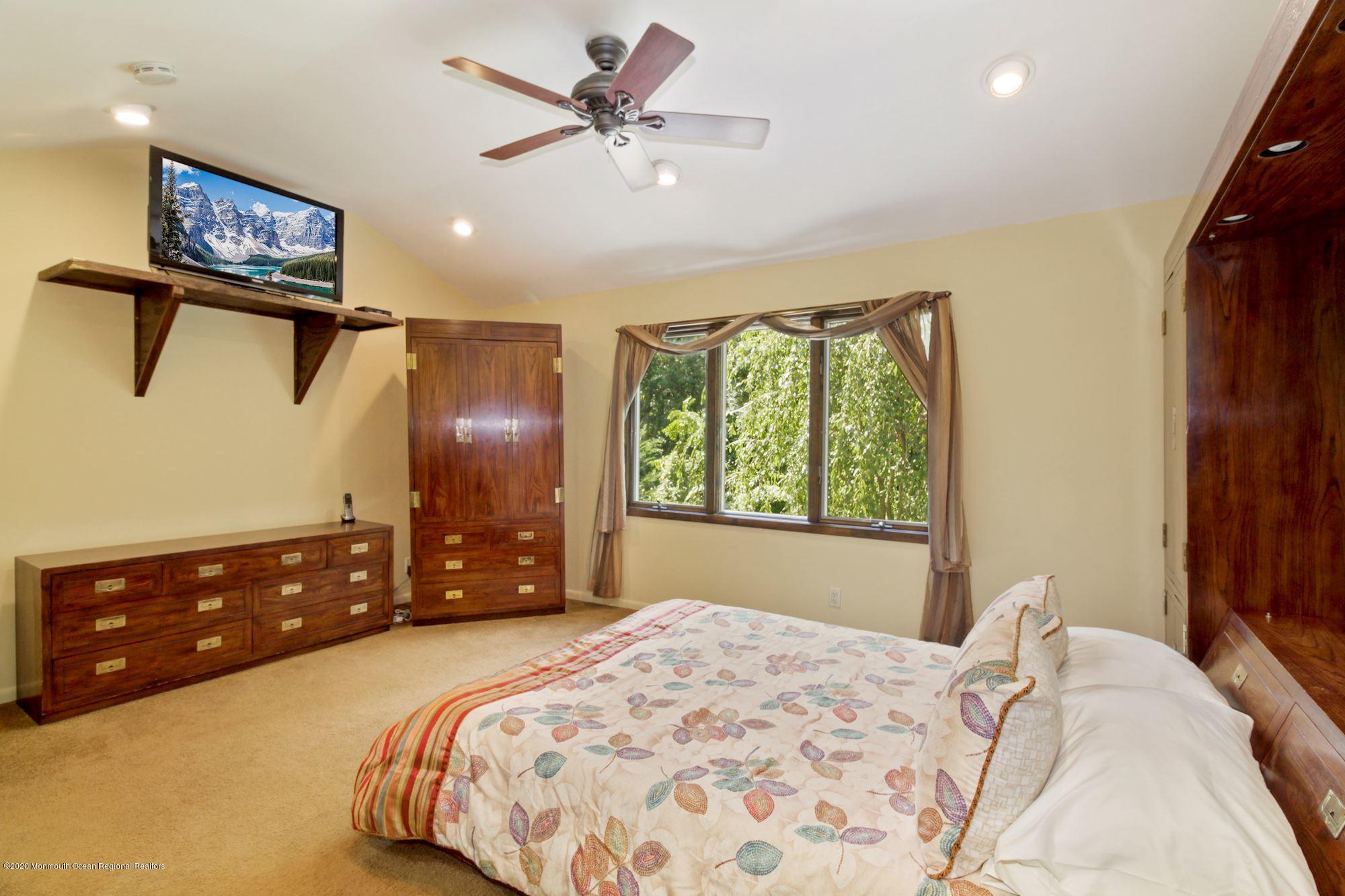 135 Valley Road River Edge, NJ 07661 - Photo 20 of 32 REVERSE FROM MASTER