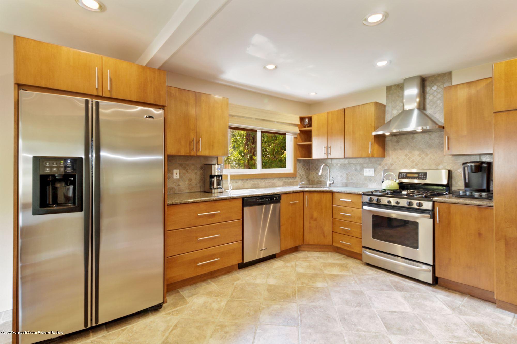 135 Valley Road River Edge, NJ 07661 - Photo 4 of 32 KITCHEN # 1 jpg