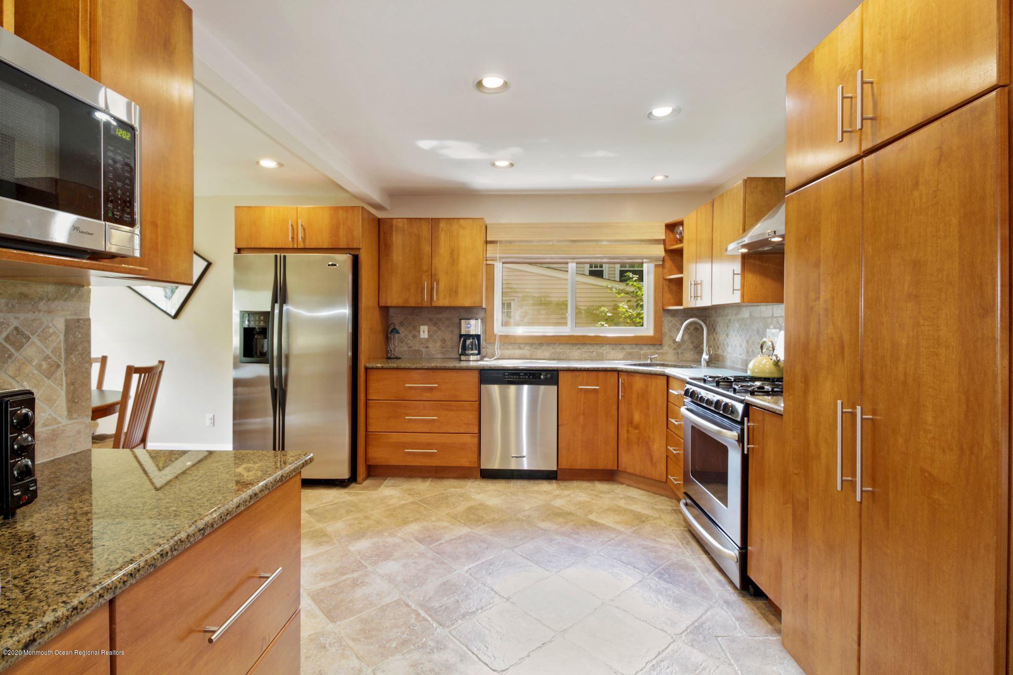 135 Valley Road River Edge, NJ 07661 - Photo 10 of 32 KITCHEN FROM LIV RM