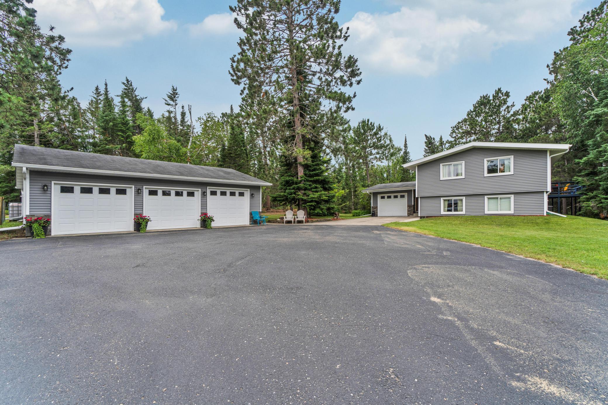 806 Lakewood Dr Northwest
