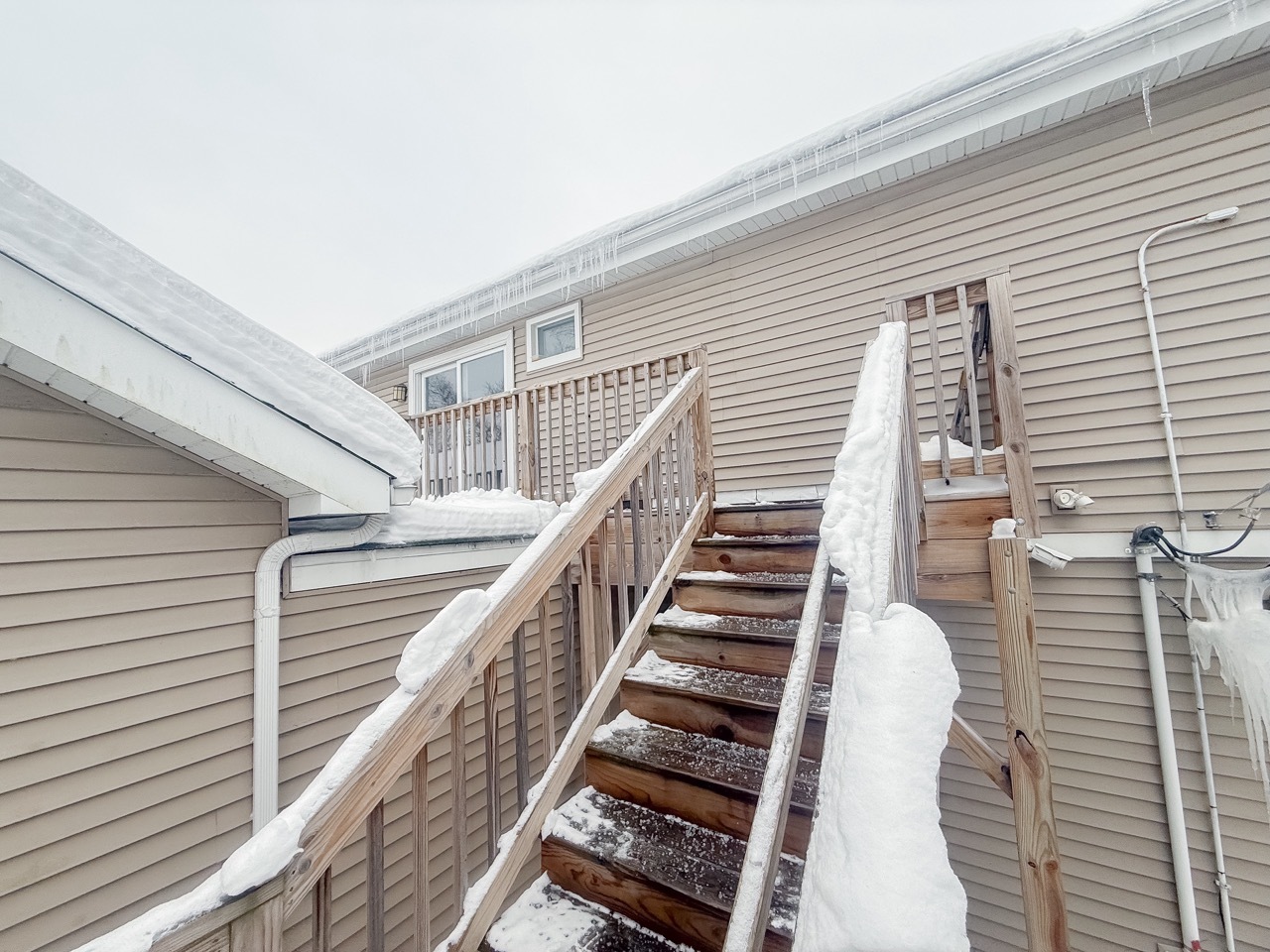 106 East State Road, Unit 2B Island Lake, IL 60042 - Photo 18 of 18 a view of entryway and hall with wooden floor