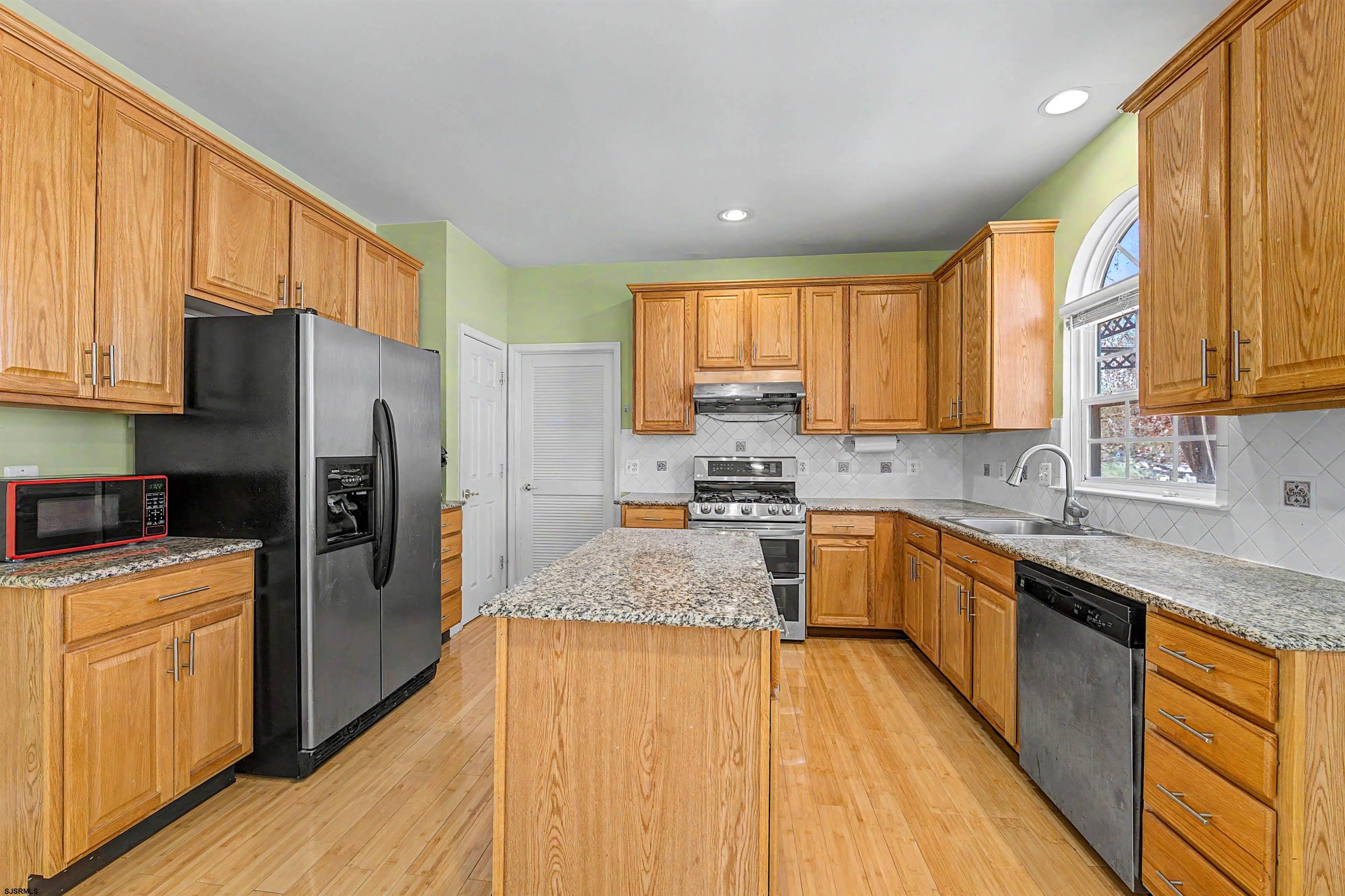 18 Thoroughbred Road Egg Harbor Township, NJ 08234 - Photo 12 of 46