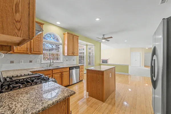 $565,000 | 18 Thoroughbred Road, Egg Harbor Township, NJ 08234