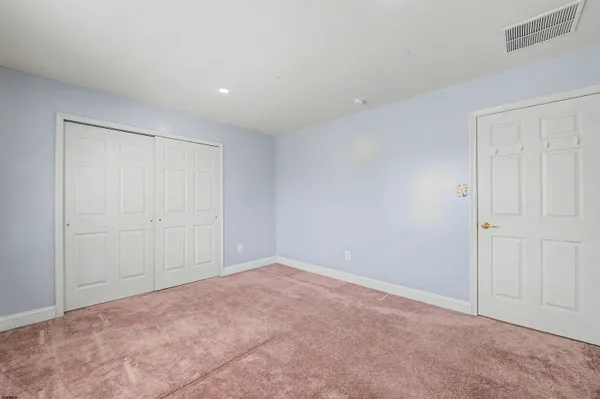 $565,000 | 18 Thoroughbred Road, Egg Harbor Township, NJ 08234