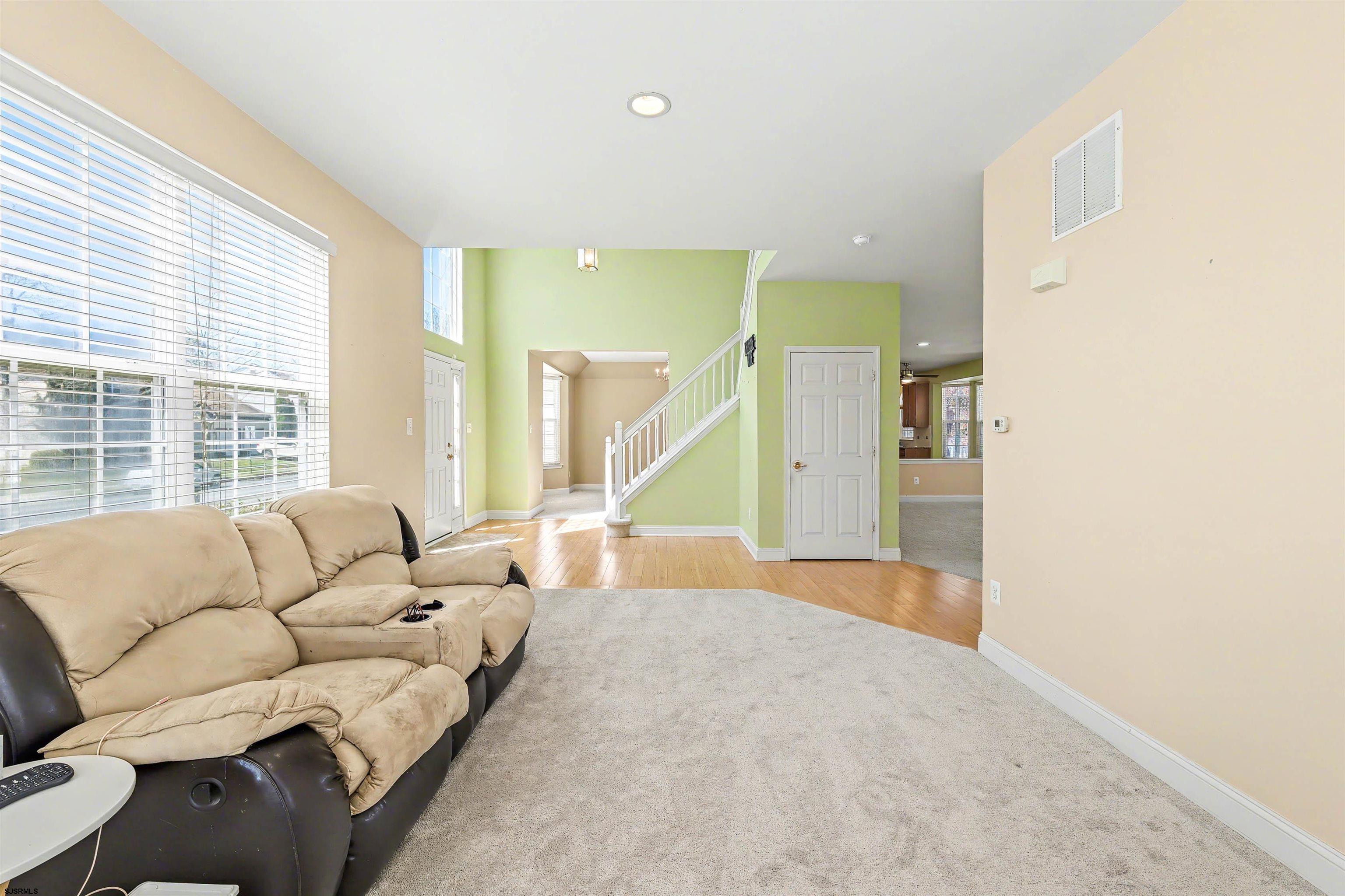 18 Thoroughbred Road Egg Harbor Township, NJ 08234 - Photo 6 of 46