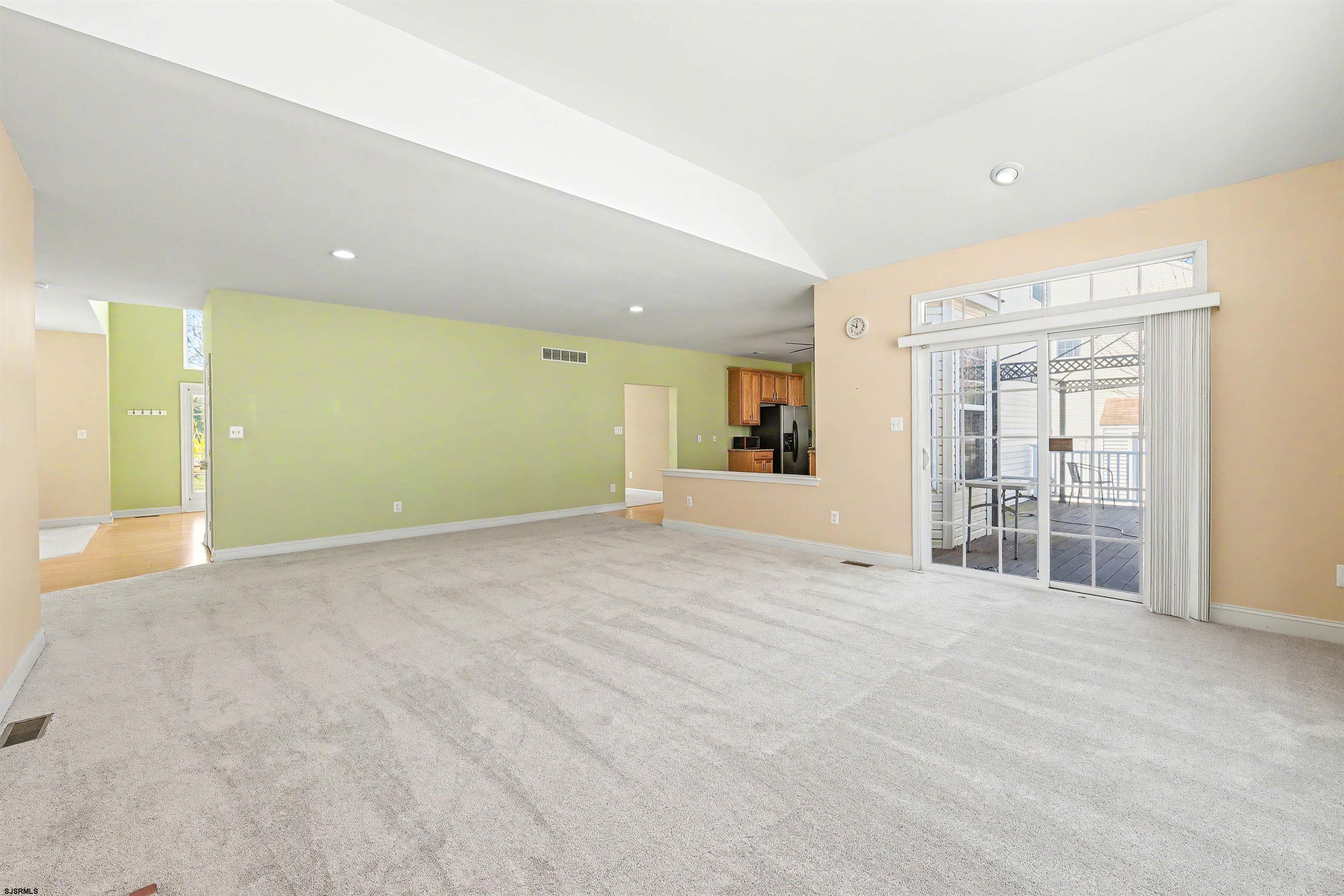 18 Thoroughbred Road Egg Harbor Township, NJ 08234 - Photo 8 of 46