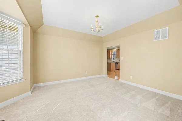 $565,000 | 18 Thoroughbred Road, Egg Harbor Township, NJ 08234