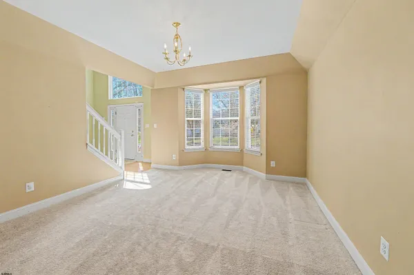 $565,000 | 18 Thoroughbred Road, Egg Harbor Township, NJ 08234