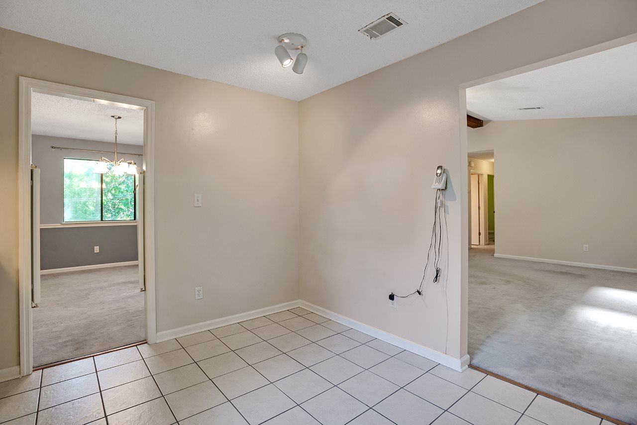 256 Timberlane Road Tallahassee, FL 32312 - Photo 12 of 27 Gallery Image 12